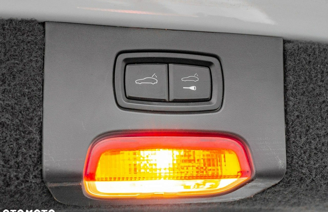 Porsche Cayenne cena 229900 przebieg: 99999, rok produkcji 2016 z Biskupiec małe 742